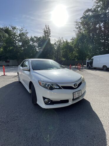 Toyota: Toyota Camry: 2014 г., 2.5 л, Автомат, Бензин, Седан