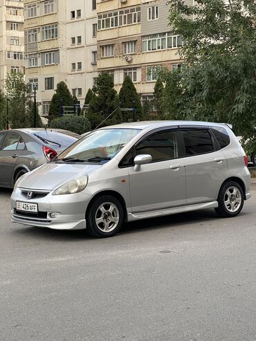 мотор для фит: Honda Fit: 2003 г., 1.3 л, Вариатор, Бензин, Хэтчбэк