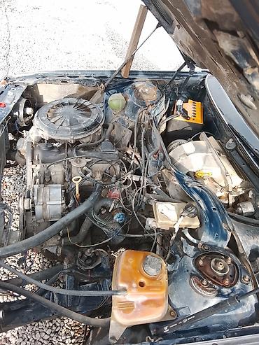 Audi: Audi 100: 1988 г., 1.8 л, Механика, Бензин, Седан — 14