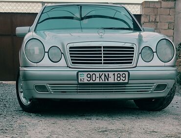 mercedes dord goz qiymetleri: Mercedes-Benz 230: 2.3 l | 1995 il Sedan
