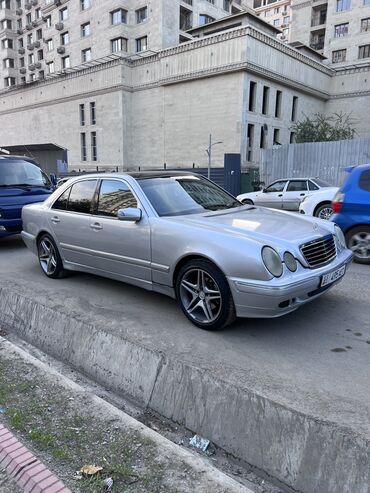 Mercedes-Benz: Mercedes-Benz E-Class: 2001 г., 2.8 л, Автомат, Бензин, Седан