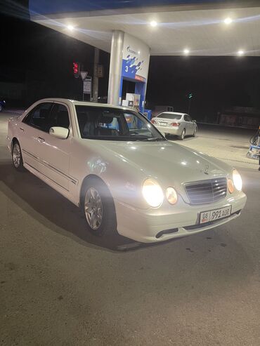 машина 500000: Mercedes-Benz E-Class: 2000 г., 3.2 л, Автомат, Бензин, Седан