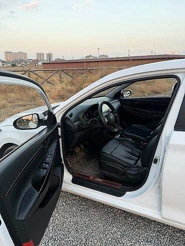 devo matiz: Hyundai Celesta: 2019 г., 1.6 л, Автомат, Бензин, Седан — 5