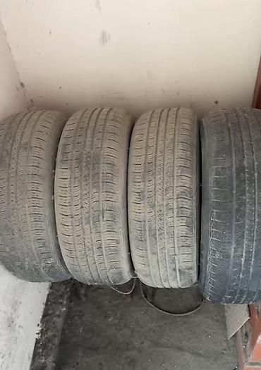 215 60 18: Комплект из 4 автомобильных шин (летний дорожный рисунок протектора) — 1