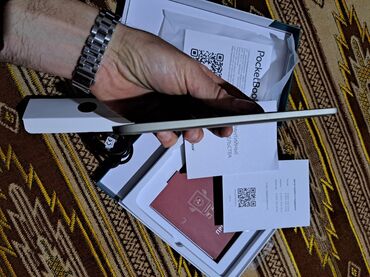 Elektron kitablar: PocketBook 633 Color elektron kitab oxuyucusu. Kompakt dizaynı ilə — 9