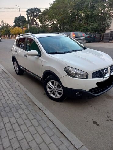 растаможка автомобиля в баку: Nissan Qashqai, ağ rəngli şəhər-krosoveri. Xüsusiyyətlər və detallı