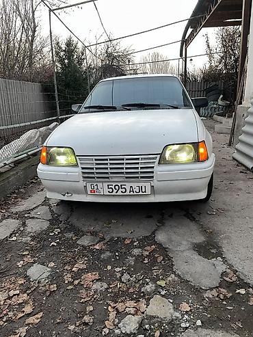 ресор волга: Opel Kadett: 1987 г., 1.8 л, Механика, Бензин, Хэтчбэк — 1