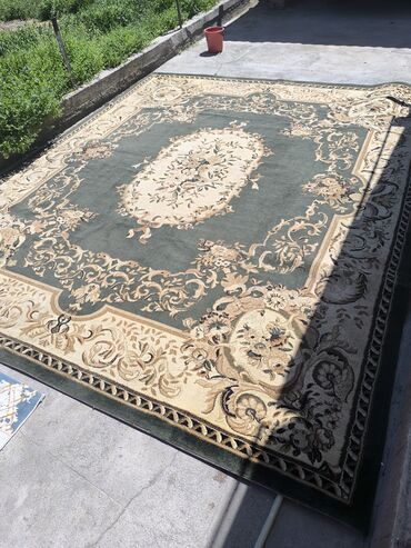 Ковры и паласы: Ковер Б/у, 400 * 350, Безналичная/наличная оплата at lalafo.kg Ковры и паласы: Ковер Б/у, 400 * 350, Безналичная/наличная оплата