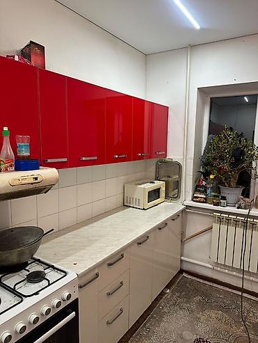 silver kitchen: Продается Кухонный гарнитур с глянцевыми фасадами Состоянии отличное — 1