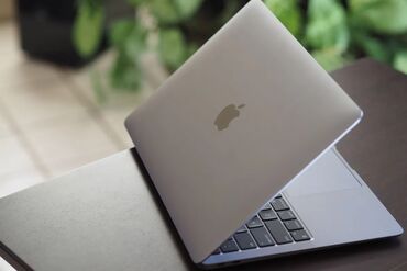 apple macbook pro 13: Ноутбук, Apple, 13.3 ", Б/у, Для несложных задач