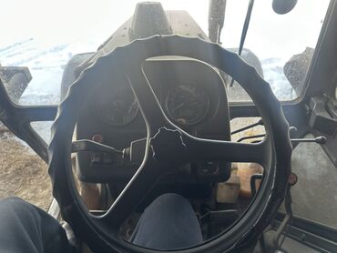 Тракторы МТЗ (Беларус): Модель: 1221, Б/у, 2012 г., С пресс-подборщиком — 5