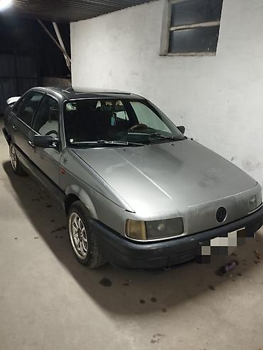 терано 1: Volkswagen Passat: 1991 г., 1.8 л, Механика, Бензин, Седан — 1
