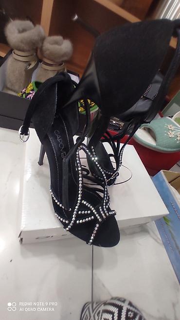 bot kar: Qadın yüksək dabanlı sandal 120 alinib taxadir 38 razmer endrimdadi - — 2