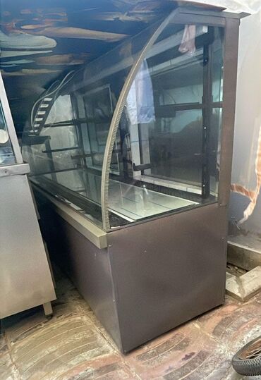 işlenmiş xaladenik: Restoran ve şirniyyat ücün vitrin soyuducu 2metr. Teze kimidir az