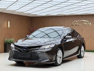 телефон w210: Toyota Camry: 2018 г., 2.5 л, Автомат, Гибрид, Седан — 1