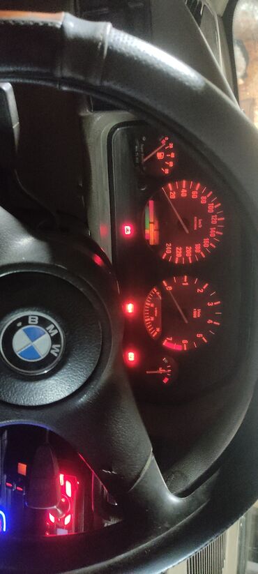 обшивки на бмв е34: BMW 5 series: 1993 г., 3 л, Механика, Бензин, Седан