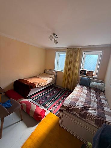baki bina evi: Salam ev xaçmaz şəhəri şəmsəddin Sultanov küçəsində yerleşir.Ev bazar — 2