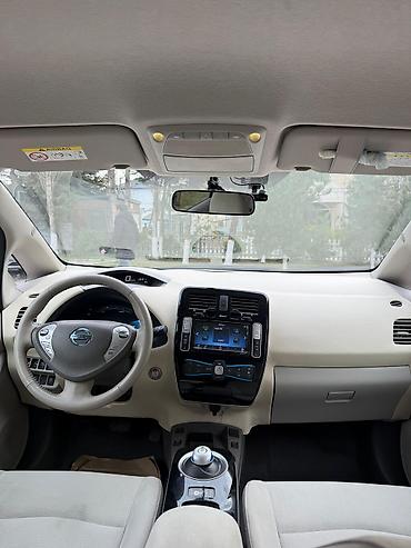 Nissan: Nissan Leaf: 0.1 l | 2015 il Hetçbek — 9