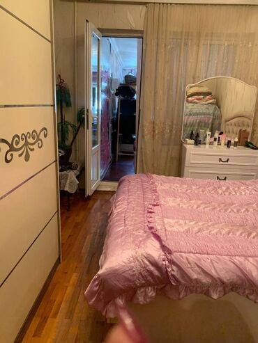 Uzunmüddətli kirayə mənzillər: Nərimanov rayonu, Nərimanov metrosu yaxınlığında, 9 mərtəbəli köhnə — 5