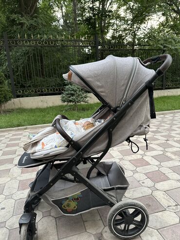 baby коляска цена: Коляска, цвет - Серебристый, Б/у