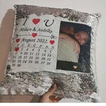 Posteljina: Piši briši jastuk Slika po vašoj želji Cena 2.400 dinara Srebrni — 5