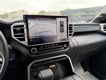 Toyota: Toyota Sequoia: 2023 г., 3.5 л, Автомат, Гибрид, Внедорожник — 14