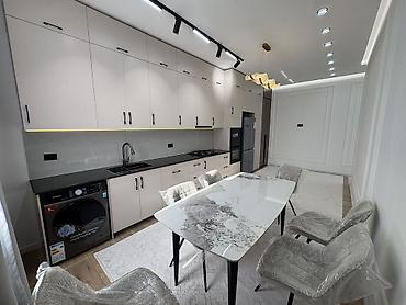 Үйлөрдү сатуу: 3 бөлмө, 120 м², 250 соток, Бишкек, Арча-Бешик ж/м Менчик ээси — 5