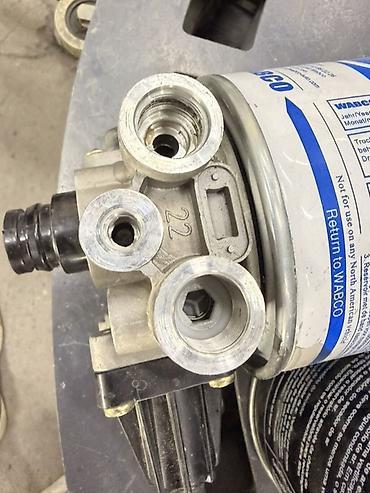change: Осушитель воздуха WABCO + картридж Hengst T250W - Производитель — 5