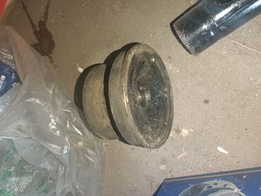 Другие автозапчасти: Автозапчасти, разное (на фото набор отдельных узлов) В наличии: - — 4