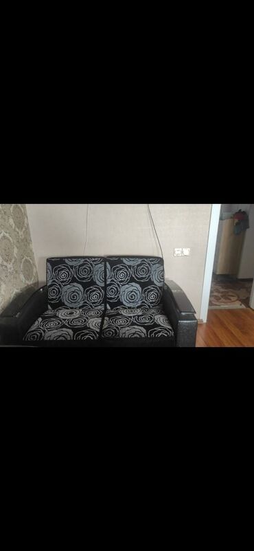 Tavalar: Divan, İşlənmiş, Açılan, Bazasız, Çatdırılma yoxdur