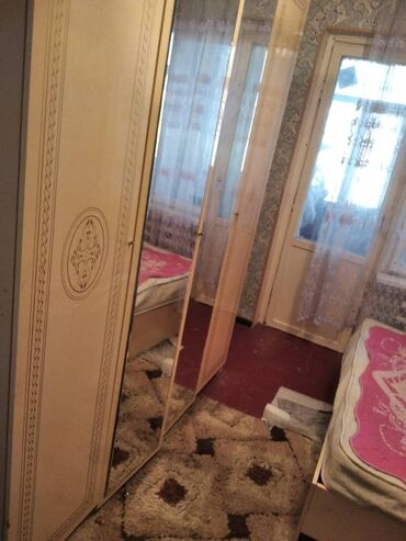 продаю дом под бизнес кызыл аскер бишкеке: 1 бөлмө, Толугу менен эмереги бар