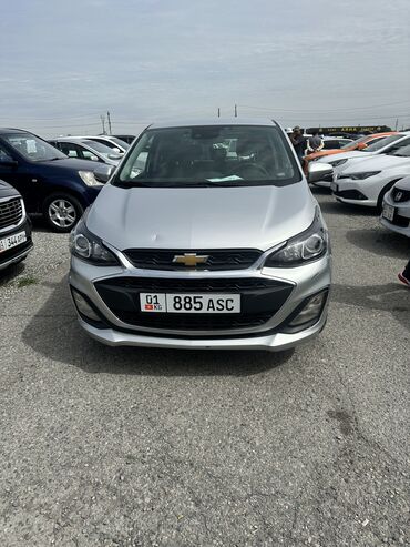 машны: Chevrolet Spark: 2020 г., 1 л, Вариатор, Бензин, Хэтчбэк
