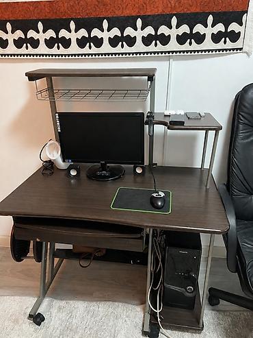study table: Комплект для рабочего места: компьютерный стол с + офисное кресло — 1