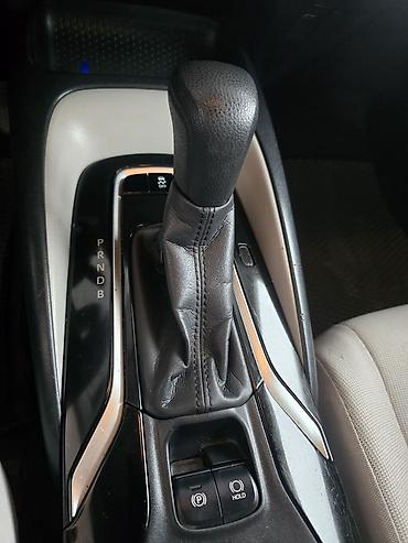 Toyota: Toyota Corolla: 2019 г., 1.8 л, Вариатор, Бензин, Седан — 4
