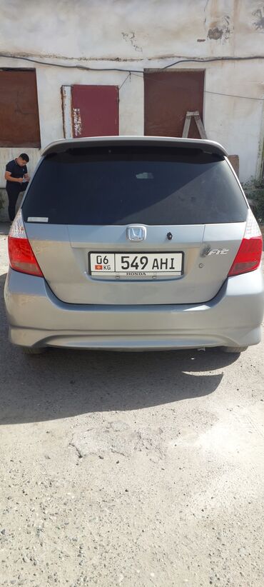 хонда фит запчасти бу бишкек: Honda Fit: 2003 г., 1.3 л, Бензин