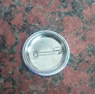 Значки: Значки - Лицевая сторона: глянцевая плёнка с полноцветной печатью. - — 12