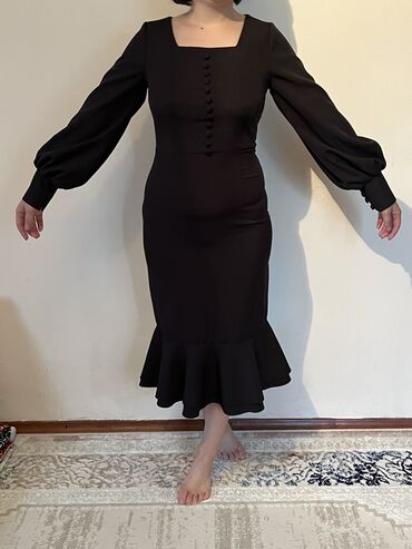 чёрное платья: Вечернее платье, Короткая модель, С рукавами, M (EU 38)