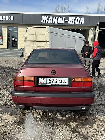 Volkswagen: Volkswagen Vento: 1993 г., 1.8 л, Механика, Газ, Седан — 8