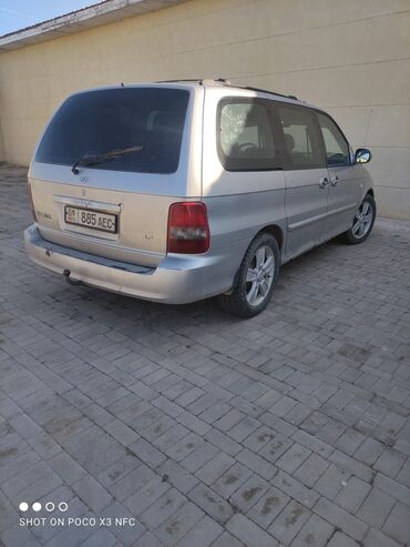 Kia: Kia Carnival: 2003 г., 2.3 л, Механика, Дизель, Минивэн