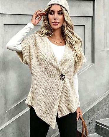 pierre cardin dzemperi: Prsluk: 2300 dinara — 6