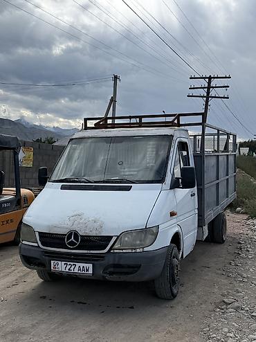 мото бокс: Грузовой фургон/бортовой на базе Mercedes-Benz Sprinter (старое — 1
