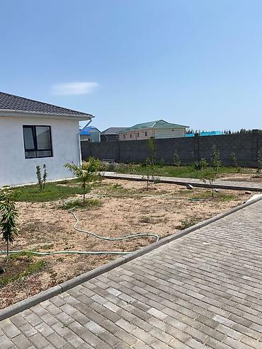 Продажа коттеджей и домов: Продается дом в селе Чон-сарыой дом расположен со стороны озера, до — 22