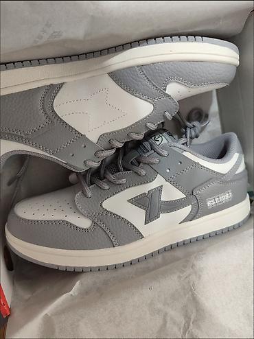 Кроссовки и спортивная обувь: Стильные и удобные сникерсы XTEP – идеальный выбор для активного — 9