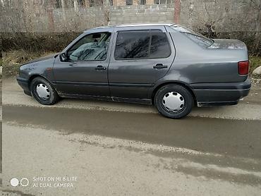 Volkswagen: Volkswagen Vento: 1992 г., 1.8 л, Механика, Бензин, Седан — 11