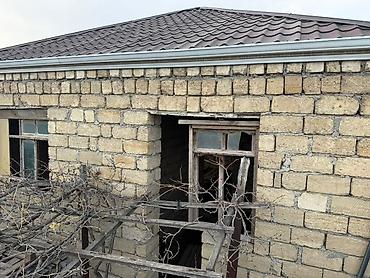 Həyət evləri və villaların satışı: Sumqayit Arxiv idaresinin arxasi. 76-cı məhəllə. Satış üçün yarımçıq — 26