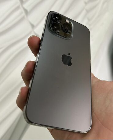 Apple iPhone: IPhone 13 Pro, Б/у, 128 ГБ, Черный, Зарядное устройство, Защитное стекло, Чехол, 89 %
