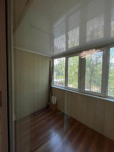 квартирант: 3 комнаты, 58 м², 6 мкр 104 серия, 2 этаж, Косметический ремонт — 3