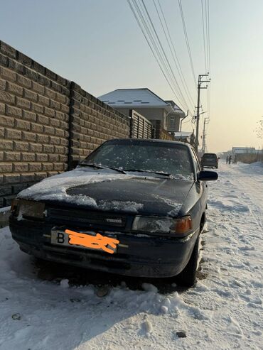 мазда 323 1990: Mazda 323: 1990 г., 1.6 л, Механика, Бензин, Седан