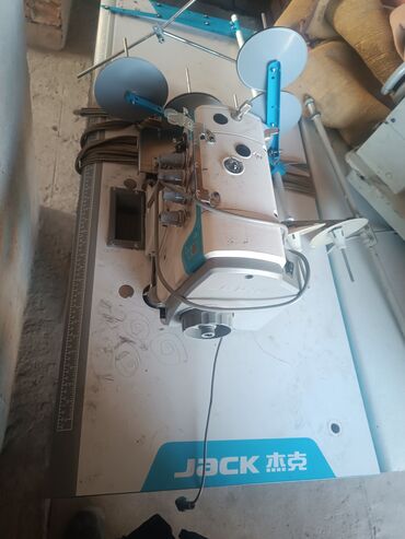 jack 5нитка: Швейная машина Jack
