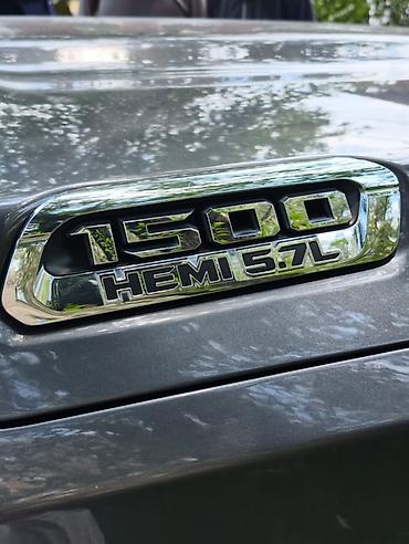 пикап авто: Dodge Ram 1500: 2020 г., 5.7 л, Автомат, Бензин, Пикап — 9